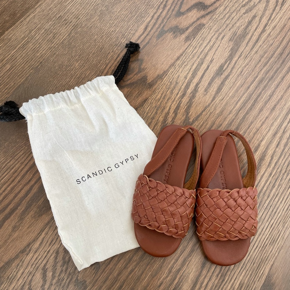 Scandic Gypsy Sandals, size 8 (Size 25)